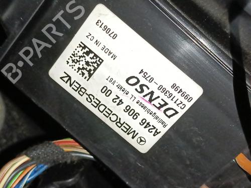 Used Heater blower motor MERCEDES-BENZ B-CLASS Sports Tourer (W246, W242) B 200 CDI (246.201) (136 hp) 30874419