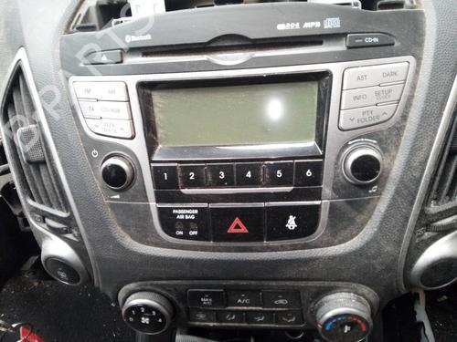 Used Radio HYUNDAI ix35 (LM, EL, ELH) [2009-2016]  8367952