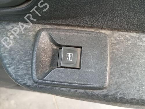 Used Right front window switch DACIA DOKKER Box Body/MPV [2012-2021]  31939883