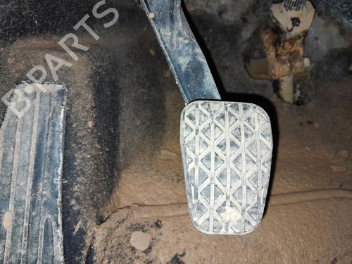 Used Clutch pedal FORD ECOSPORT 1.0 EcoBoost (125 hp) 25755674