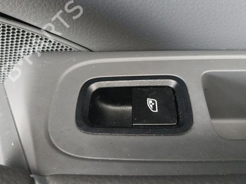 Used Right front window switch PORSCHE CAYENNE Coupe (9YB) 3.0 E-Hybrid AWD (340 hp) 27396393