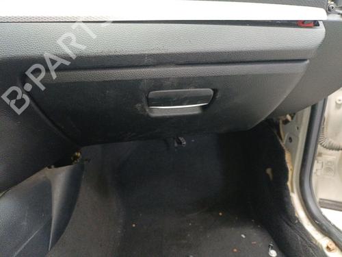 Used Glove box Glove box 37664727 37664727