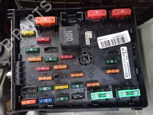 Used Fuse box AUDI Q3 (8UB, 8UG) 2.0 TDI (140 hp) 30640870