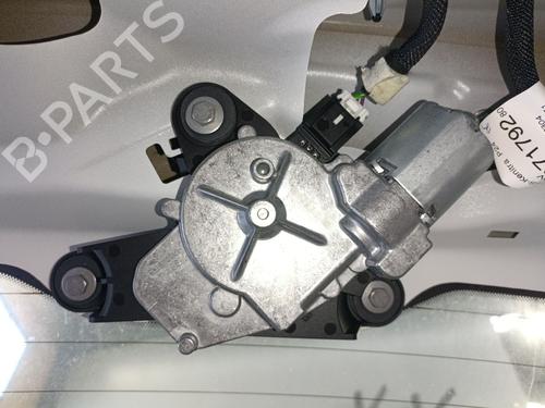Used Rear wiper motor PEUGEOT 2008 II (UD_, US_, UY_, UJ_, UR_, UC_) 1.2 PureTech 100 (USHNK) (101 hp) 29322999