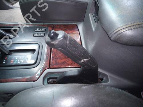 Używane Hamulec ręczny TOYOTA LAND CRUISER 100 (_J1_) 4.2 TD (HDJ100_, HDJ100) (204 hp) 16147574