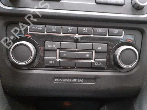 Used Climate control VW GOLF VI (5K1) 1.6 TDI (105 hp) 5936072