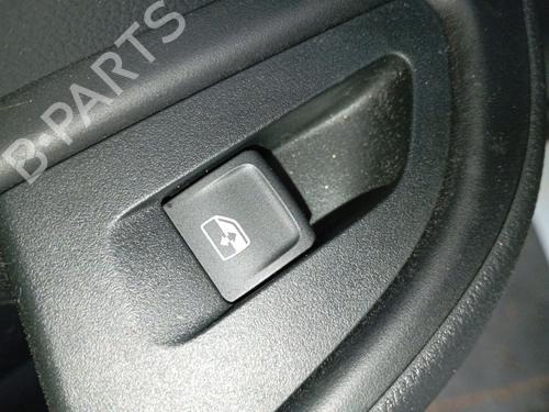Used Left rear window switch Left rear window switch SKODA FABIA IV (PJ3) 1.0 TSI (95 hp) 33543724 33543724