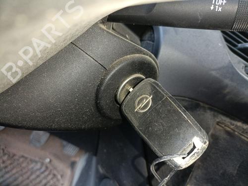 electronic-module-opel-corsa-e-x15-2014-38464758 main image