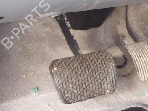 Used Break pedal MERCEDES-BENZ M-CLASS (W163) ML 400 CDI (163.128) (250 hp) 9704555