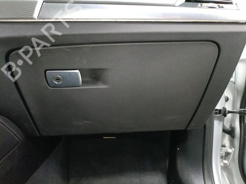 Used Glove box BMW X4 (G02, F98) xDrive 20 d (190 hp) 26428440