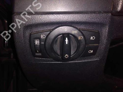 Used Headlight switch BMW 1 (E87) 118 d (122 hp) 4629552