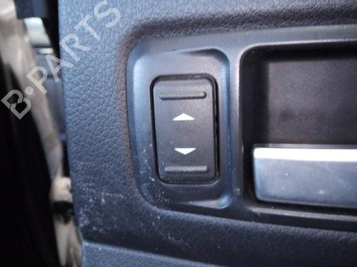 Used Right rear window switch FORD KUGA I [2008-2012]  20690103