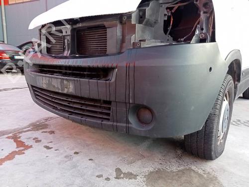 Front bumper RENAULT MASTER II Van (FD) 2.5 dCi | BP22374456C7 