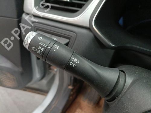 Used Steering column stalk RENAULT CAPTUR II (HF_) TCe 130 (HFMF) (131 hp) 24803879