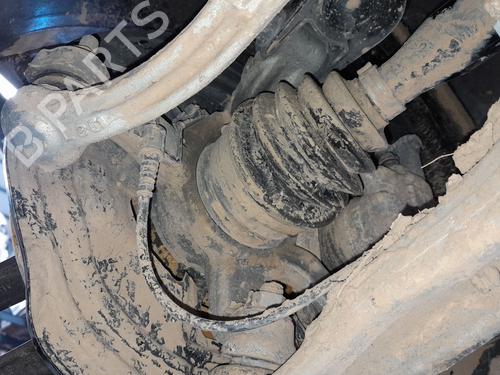 Used Left front steering knuckle MERCEDES-BENZ A-CLASS (W176) A 180 (176.042) (122 hp) 26325993