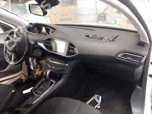 Rear left exterior door handle PEUGEOT 308 II (LB_, LP_, LW_, LH_, L3_) 1.6 BlueHDi 120 | BP4370106C130  - Image 9