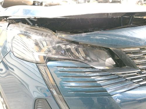 Used Right headlight Right headlight PEUGEOT 3008 II SUV (MC_, MR_, MJ_, M4_) 1.5 BlueHDi 130 (131 hp) 31965591 31965591