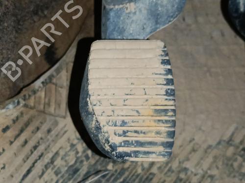 Used Clutch pedal PEUGEOT 208 I (CA_, CC_) [2012-2021]  31176483