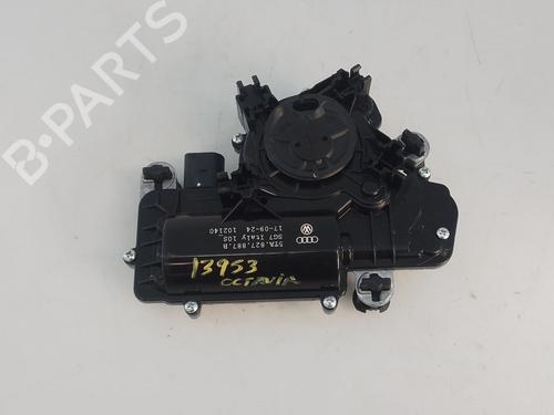 Used Electronic module SKODA OCTAVIA IV Combi (NX5, PV5) 1.5 TSI e-TEC (150 hp) 30587026