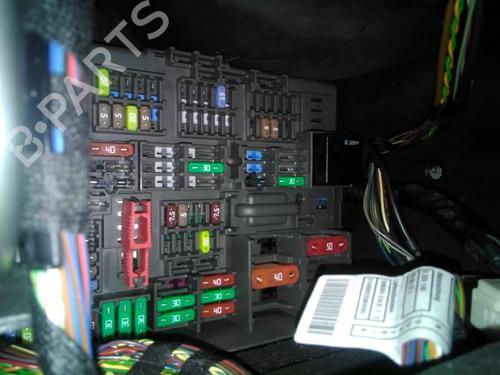 Used Fuse box BMW X1 (E84) sDrive 16 d (116 hp) 6831949