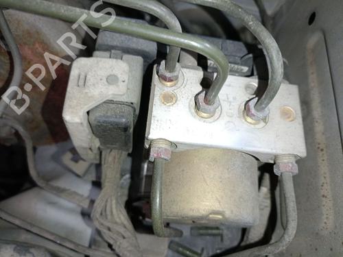 Used ABS pump ABS pump SUZUKI GRAND VITARA I (FT, HT) 2.0 HDI 110 16V 4x4 (SQ420D, TD83V, JA420WD) (109 hp) 34439446 34439446