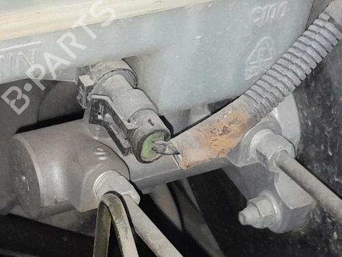 Used Brake master cylinder CHEVROLET CAPTIVA (C100, C140) 2.4 (136 hp) 24682128