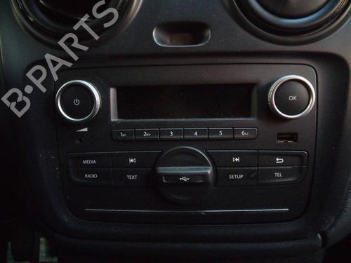 Bilradio DACIA DOKKER Express Box Body/MPV 1.6 LPG (102 hp) 12494063