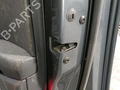 front-right-lock-audi-a4-b9-8w2-8wc-2015-40254642 main image