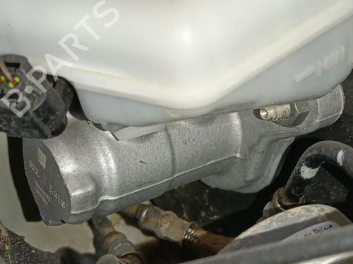 brake-master-cylinder-bmw-1-f20-2011-2012-2013-2014-2015-2016-2017-2018-2019-31928951 main image