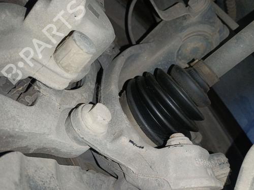 Fusée avant gauche BMW X4 (F26) xDrive 20 d (190 hp) 31145504