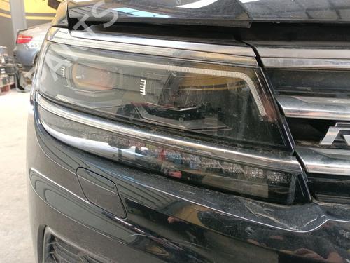 Right headlight VW TIGUAN (AD1, AX1) 2.0 TDI | BP29943667C29