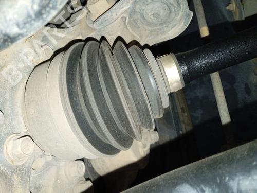 Used Left front driveshaft HYUNDAI TUCSON (TL, TLE) 2.0 CRDi All-wheel Drive (136 hp) 30727999