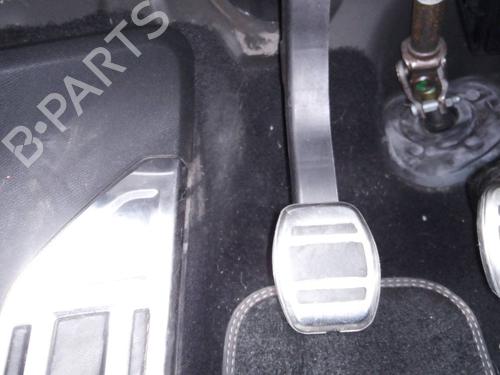 Used Clutch pedal PEUGEOT 3008 II SUV (MC_, MR_, MJ_, M4_) [2016-2025]  19125597