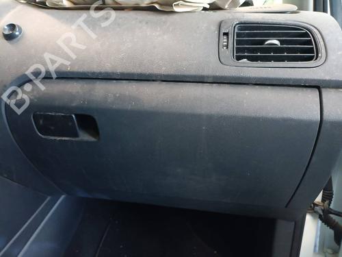 Used Glove box VW POLO V (6R1, 6C1) [2009-2022]  20136945