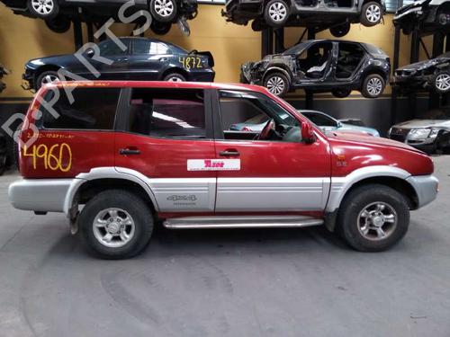 Gear lever NISSAN TERRANO II (R20) 2.7 TDi 4WD | BP7414204M90 