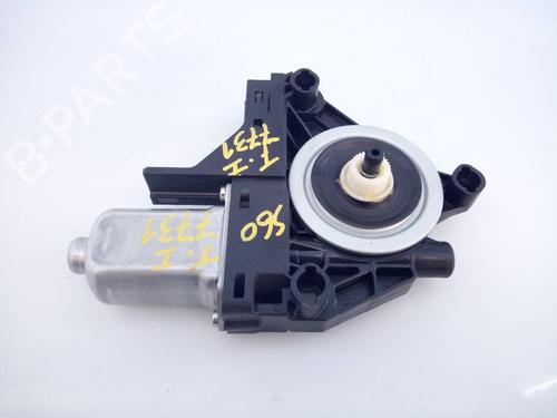 Used Left rear window motor VOLVO S60 II (134) D3 (136 hp) 8102968
