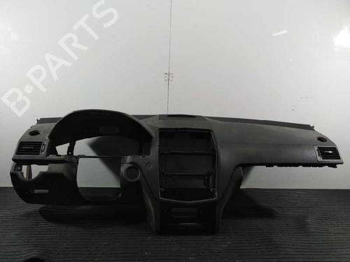 Used Dashboard MERCEDES-BENZ C-CLASS (W204) [2007-2015]  5061205