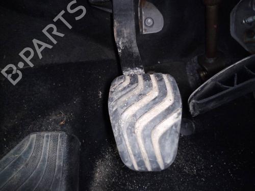Used Clutch pedal RENAULT KADJAR (HA_, HL_) [2015-2025]  18695830
