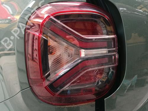Venstre baglygte Venstre baglygte DACIA DUSTER (HM_) 1.3 TCe 130 (HMMF) (131 hp) 33622517 33622517