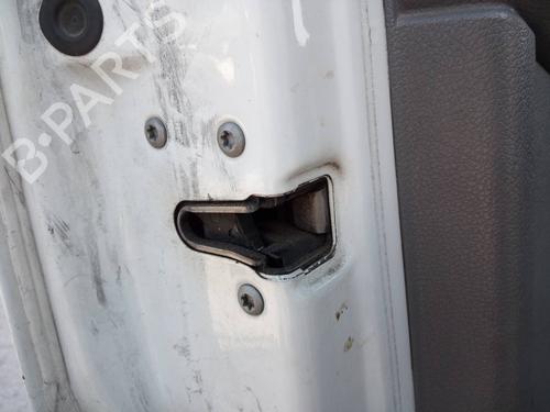 Used Front left lock MERCEDES-BENZ SPRINTER 3,5-t Van (B906) 319 CDI / BlueTEC (906.631, 906.633, 906.635, 906.637) (190 hp) 13072380