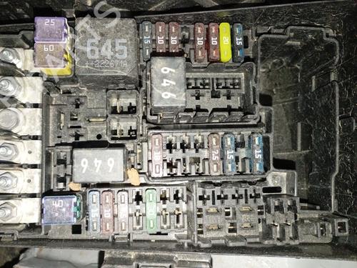 Used Fuse box Fuse box 37540532 37540532