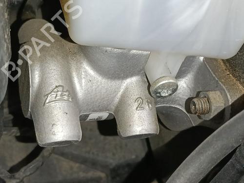 Used Brake master cylinder JAGUAR XJ (X351) 3.0 SDV6 (300 hp) 27270792