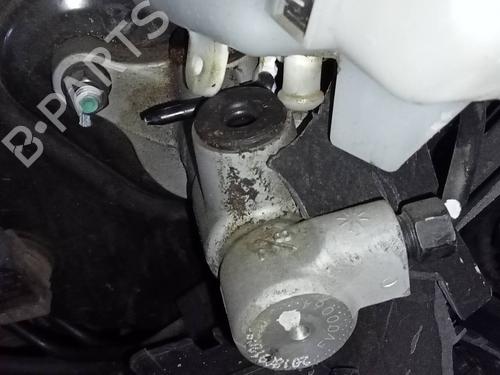 Used Brake master cylinder HYUNDAI TUCSON (TL, TLE) 1.6 GDi (132 hp) 15733069