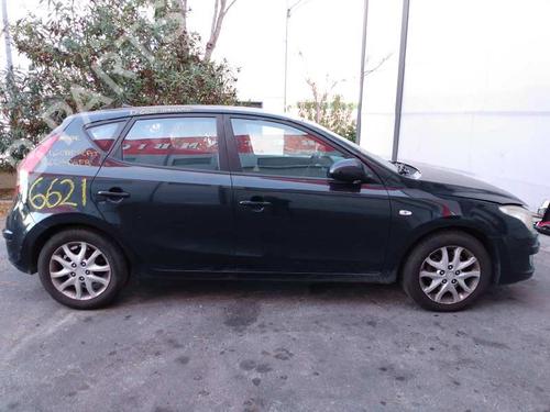 Engine control unit (ECU) HYUNDAI i30 Estate (FD) 1.6 CRDi | BP4679022M57 