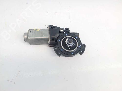 Used Right front window motor HYUNDAI SANTA FÉ II (CM) 2.2 CRDi GLS 4x4 (150 hp) 3508288