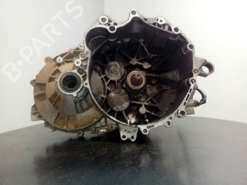 Gearbox VOLVO V70 I (875, 876) 2.5 TDI | BP5396813M3 