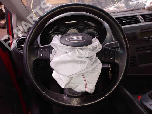 Used Steering wheel Steering wheel SEAT LEON (1P1) 2.0 TDI 16V (140 hp) 10369935 10369935