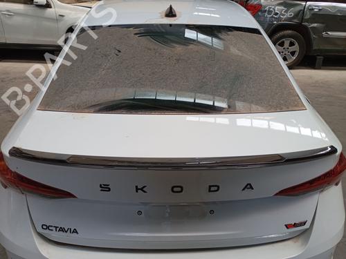 Used Tailgate SKODA OCTAVIA IV Combi (NX5, PV5) 1.4 TSI RS iV (150 hp) 28806918