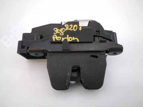 Used Tailgate lock PEUGEOT 308 I (4A_, 4C_) 1.6 HDi (109 hp) 6961108