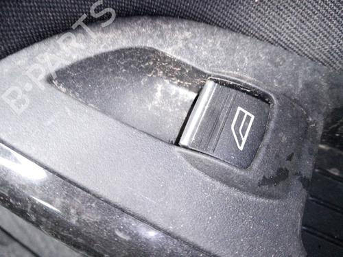 Used Right front window switch FORD FOCUS III 1.5 TDCi (120 hp) 17008283